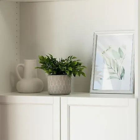 White Elegance With Ac & Parking Garage By Renters 아파트 *