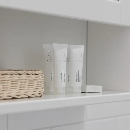 아파트 White Elegance With Ac & Parking Garage By Renters